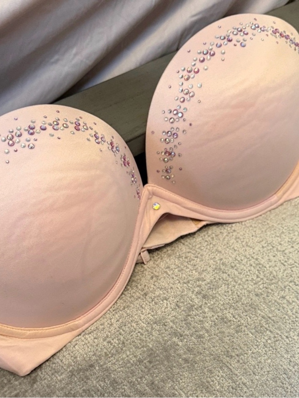 Victoria’s Secret Pink Rhinestone Crystal Strapless Bra 38C